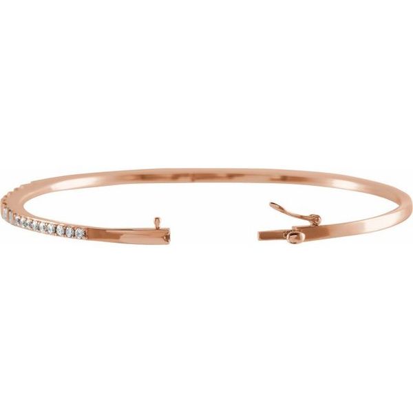 https://cdn.jewelryimages.net/galleries/stuller_inc/6536366002P_2.jpg?v=17
