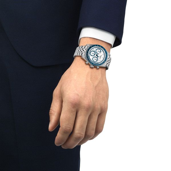 https://cdn.jewelryimages.net/jewelsmiths/images/items/JPG-G1_T149_462_11_011_00_WRIST.jpg?v=17